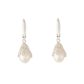 Pearl and Sterling Silver Earring