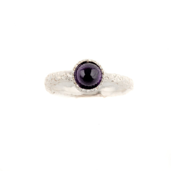 Dainty Textured Sterling Silver Ring with Round Amethyst Stone - omani online