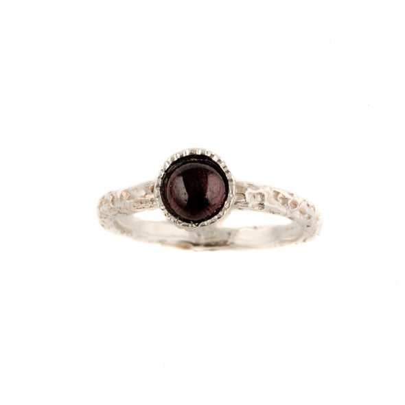 Dainty Textured Sterling Silver Ring with Round Amethyst Stone - omani online